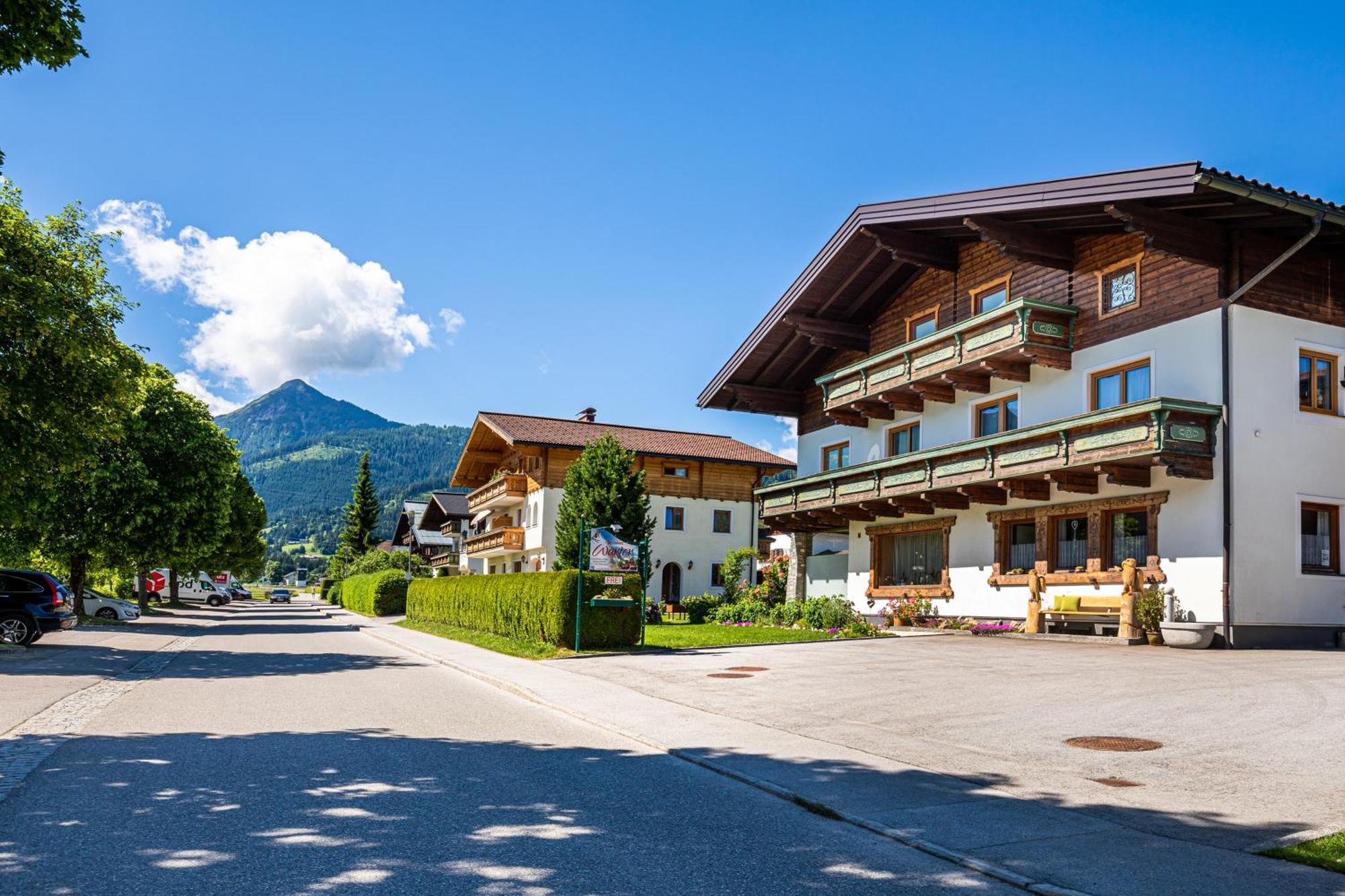 Holiday Im Gaestehaus Warter In Altenmarkt Алтенмаркт им Понгау Екстериор снимка